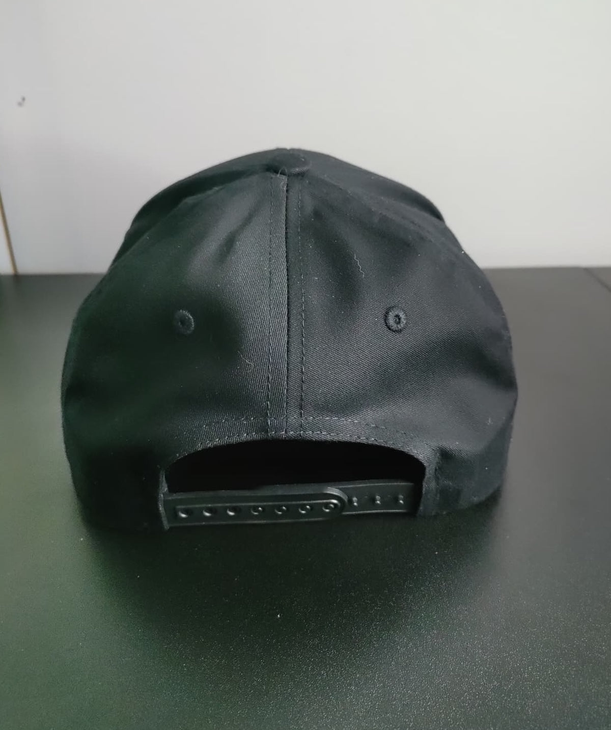 Logo Cap