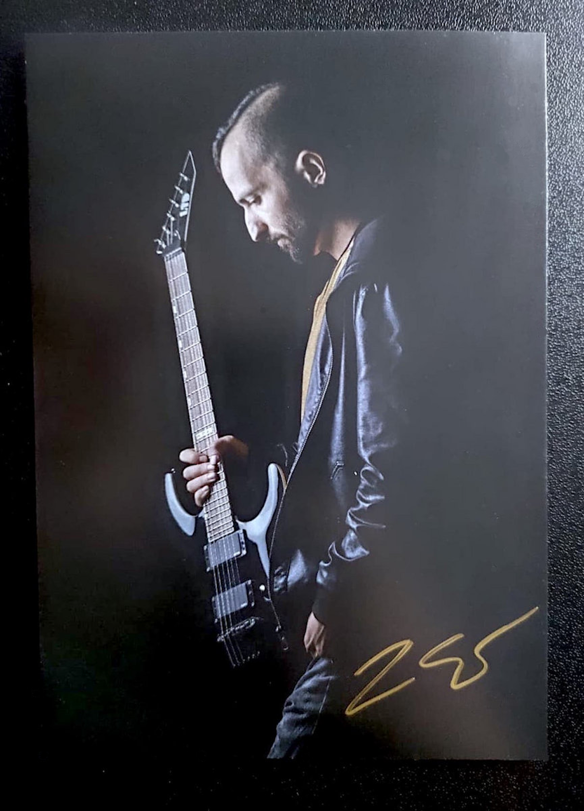 Hand-signed postcard (Free Shipping)